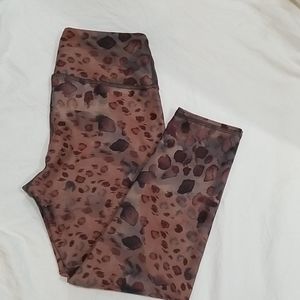 Cheetah print leggings